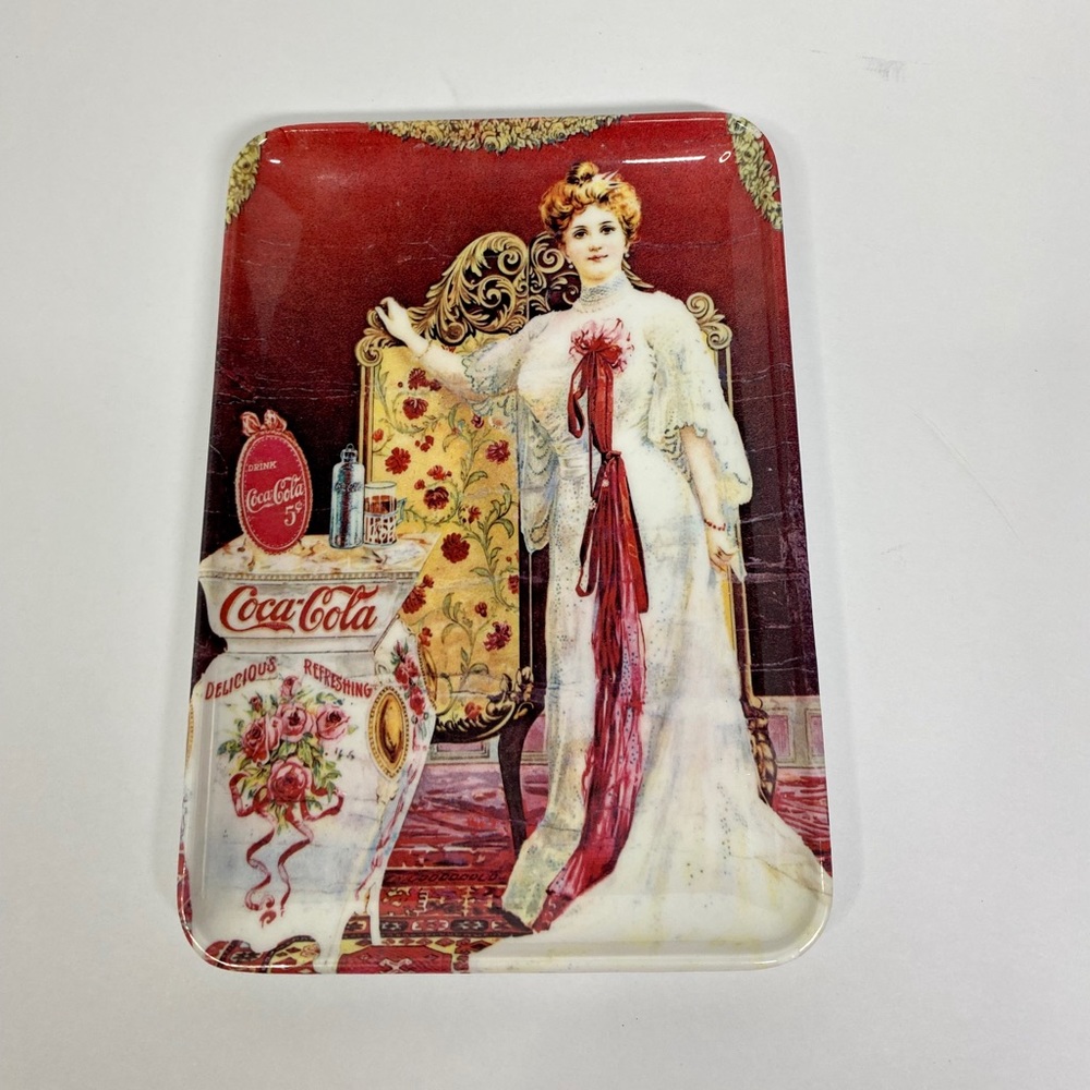 Vintage COCA COLA Mabel Italy tray.